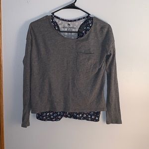 Perfect condition layered flower and gray tops!